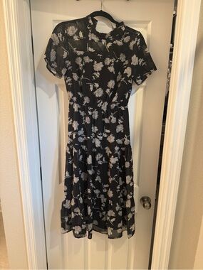Lulu's Black Midi Dress with White Floral Print